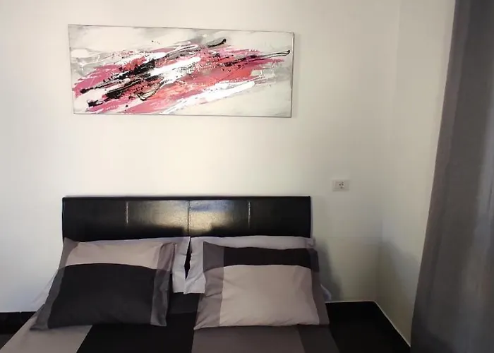 Lusi Sole E Mar Apartment *